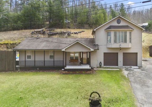Photo 2 of Single family home for sale at 9485 Us 60, Morehead, KY 40351 | MLS# 25005990 | Listing updated on 2025-09-12