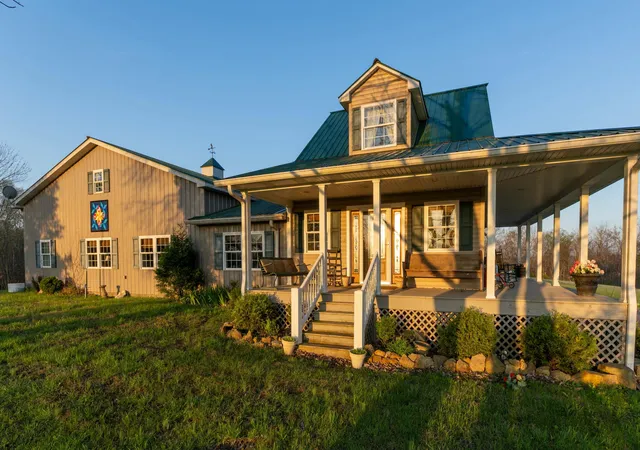 Photo 1 of Single family home for sale at 101 Crooked Crk Church Rd, Marion, KY 42064 | MLS# 25007488 | Listing updated on 2025-09-12