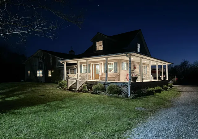 Photo 2 of Single family home for sale at 101 Crooked Crk Church Rd, Marion, KY 42064 | MLS# 25007488 | Listing updated on 2025-09-12