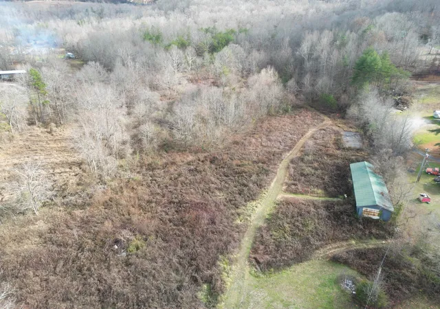 Photo 4 of Single family home for sale at 7568 Highway 26, Rockholds, KY 40759 | MLS# 24000346 | Listing updated on 2025-09-12