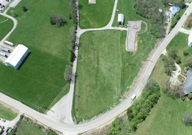 Photo 3 of Sale Pending at 1024 A New Lair Rd, Cynthiana, KY 41031 | MLS# 25008018 | Listing updated on 2025-12-09