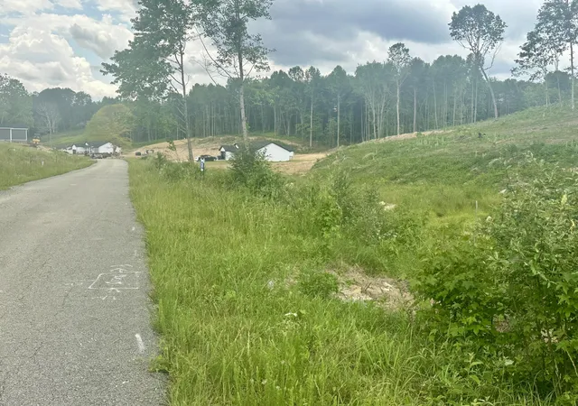 Photo 3 of Land for sale at 9999 Malibu Dr, Corbin, KY 40701 | MLS# 22006184 | Listing updated on 2026-07-29