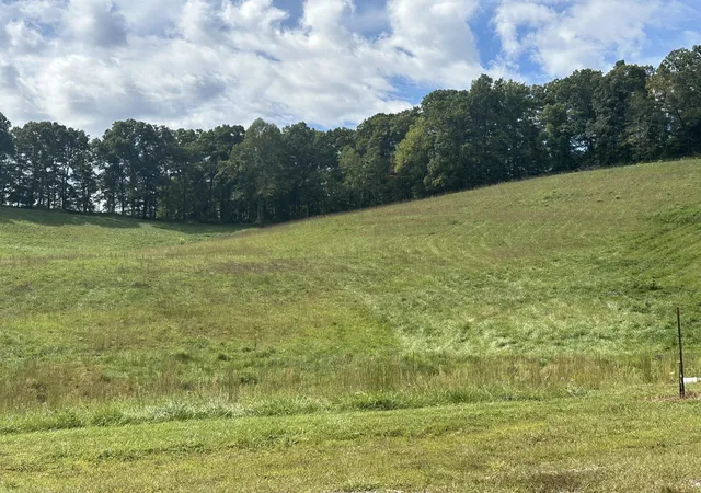 Photo 1 of Land for sale at 2508 Mount Zion Rd, East Bernstadt, KY 40729 | MLS# 22020301 | Listing updated on 2025-12-26