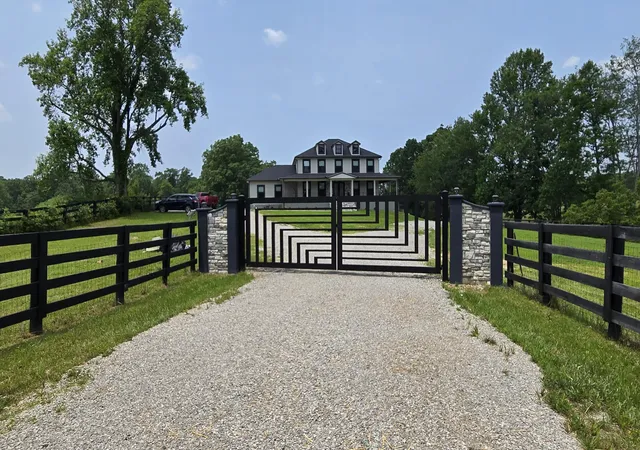 2nd image of 1069 Sinking Creek Rd, London, KY 40741 | MLS# 25013244