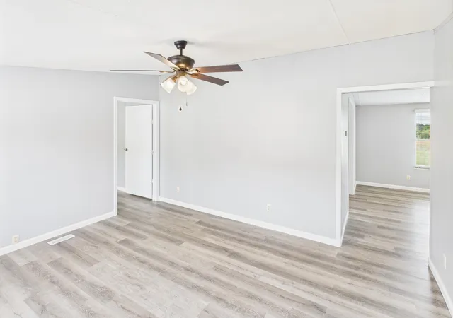 3rd image of 599 Ravenwood Estates, London, KY 40741 | MLS# 25012093