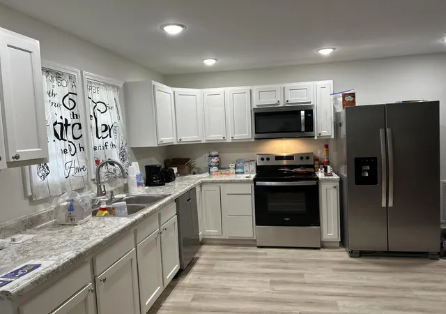 Homes for sale in Irvine, KY | 275 Broadway Street, Irvine, KY 40336 | Houzeo