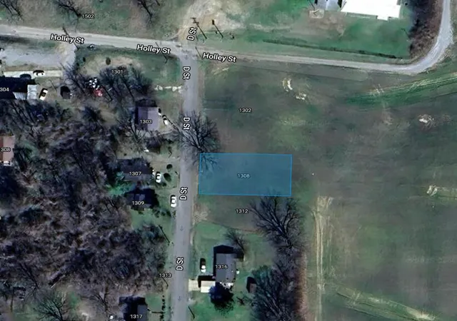 1st image of 1308 Nelson St, Hickman, KY 42050 | MLS# 25001072