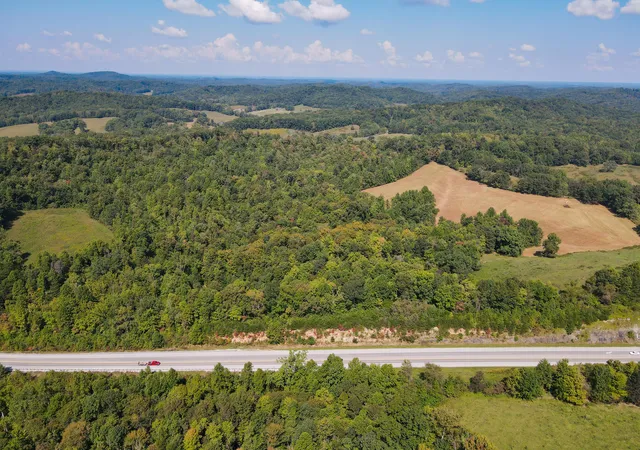 Photo 3 of House for sale at 1111 Rudder Ln, London, KY 40741 | MLS# 24021569 | Listing updated on 2025-09-12