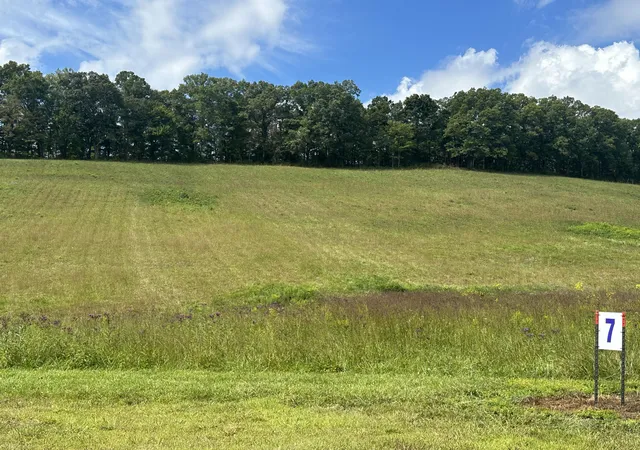 Photo 2 of Land for sale at 2507 Mount Zion Rd, East Bernstadt, KY 40729 | MLS# 22020299 | Listing updated on 2025-12-26