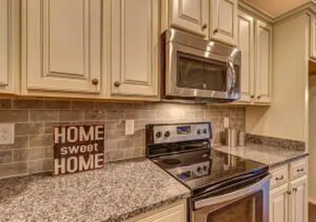 Photo 3 of Single family home for sale at 102 Hickory Grove Ct, Georgetown, KY 40324 | MLS# 24008598 | Listing updated on 2025-09-12