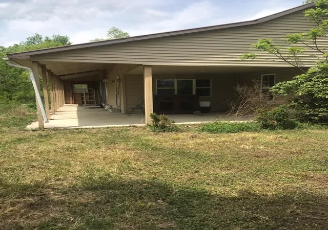 Homes for sale in East Bernstadt, KY | 6095 N Us25 Hwy, East Bernstadt, KY 40729 | MLS# 23007789
