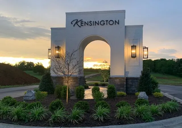 Photo 4 of Sale Pending at 116 Kensington Pl, Nicholasville, KY 40356 | MLS# 23013902 | Listing updated on 2025-09-12