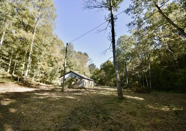 5th image of 1324 Barnetts Creek Rd, Hartford, KY 42347 | MLS# 23019157
