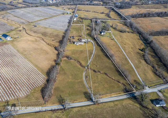 16th image of 279 A Jessamine Station Rd, Wilmore, KY 40390 | MLS# 25002434