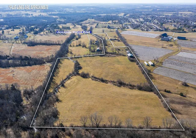 2nd image of 279 A Jessamine Station Rd, Wilmore, KY 40390 | MLS# 25002434