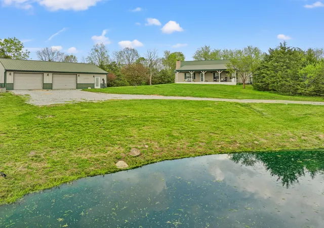 3rd image of 315 Devine Rd, Harrodsburg, KY 40330 | MLS# 25009034