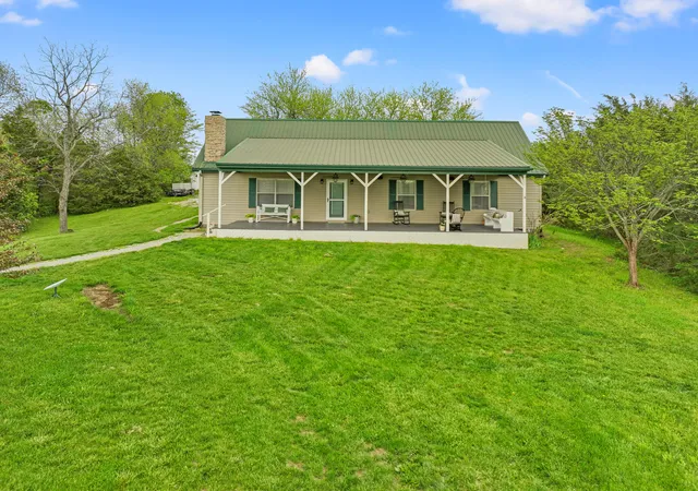4th image of 315 Devine Rd, Harrodsburg, KY 40330 | MLS# 25009034