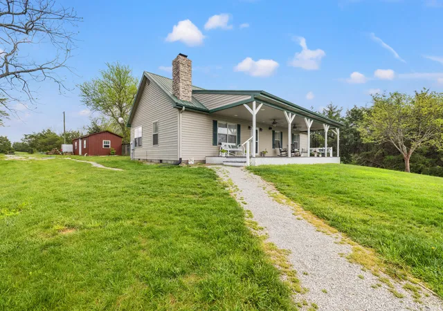 5th image of 315 Devine Rd, Harrodsburg, KY 40330 | MLS# 25009034