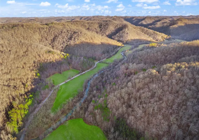 Homes for sale in Pikeville, KY | 15100 State Hwy 194, Pikeville, KY 41501 | MLS# 25006395