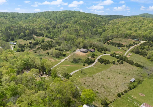 5th image of 1371 Herrin Ln, Somerset, KY 42501 | MLS# 25009003