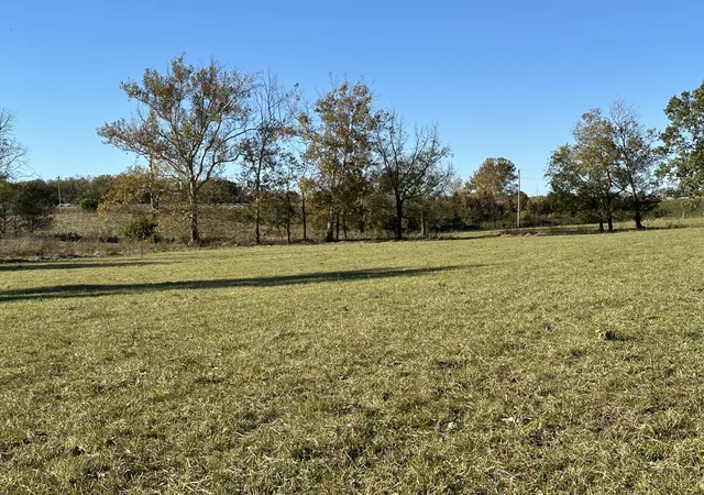 2nd image of 3723 Cynthiana Rd, Georgetown, KY 40324 | MLS# 24022429