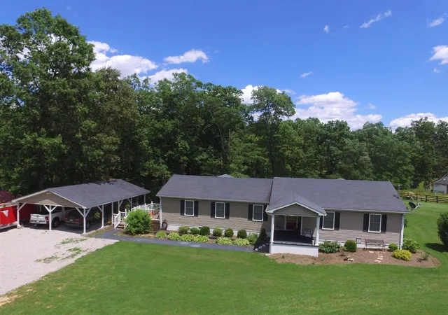 Photo 1 of Single family home for sale at 228 Harold Reams Rd, London, KY 40741 | MLS# 25001247 | Listing updated on 2025-09-12