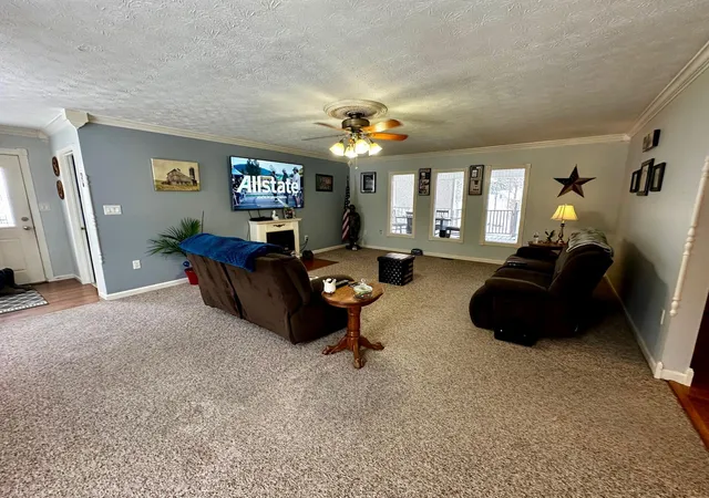 Photo 2 of Single family home for sale at 228 Harold Reams Rd, London, KY 40741 | MLS# 25001247 | Listing updated on 2025-09-12