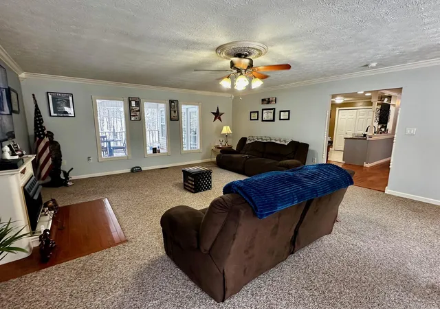 Photo 3 of Single family home for sale at 228 Harold Reams Rd, London, KY 40741 | MLS# 25001247 | Listing updated on 2025-09-12