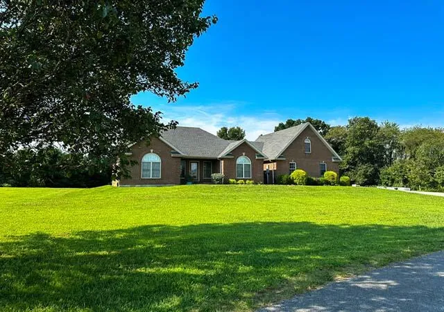 3rd image of 99 Silverdust Cir, Monticello, KY 42633 | MLS# 24016952