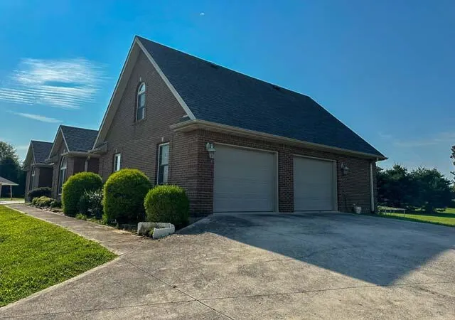5th image of 99 Silverdust Cir, Monticello, KY 42633 | MLS# 24016952