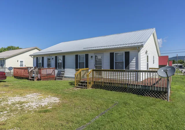 2nd image of 11 And 13 Miller Dr, Stanton, KY 40380 | MLS# 22020697