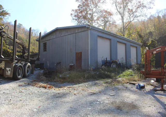 Photo 3 of Land for sale at 3066 Us 25, Middlesboro, KY 40965 | MLS# 23021338 | Listing updated on 2025-09-12