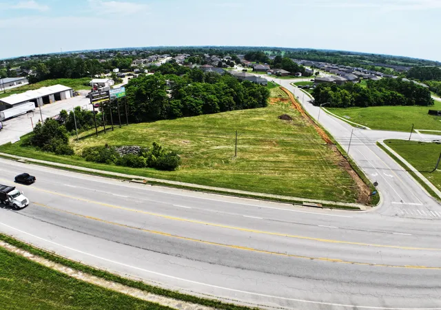 2nd image of 9999 Us 25 Hwy, Richmond, KY 40475 | MLS# 25013075