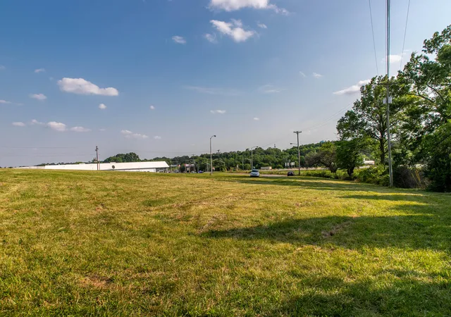 4th image of 1005 Early Dr, Winchester, KY 40391 | MLS# 20111871
