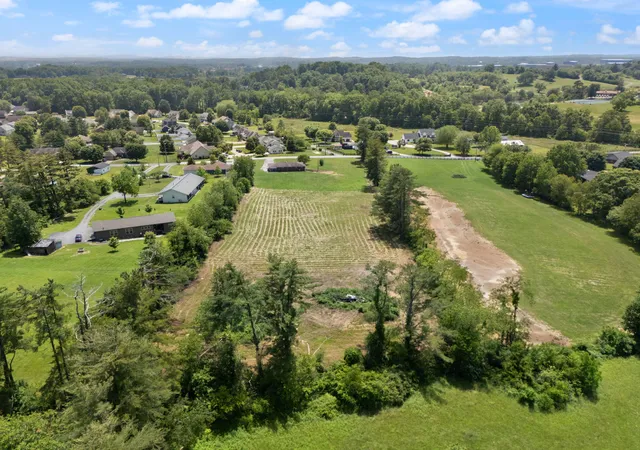 Photo 3 of Land for sale at 386 A Boggs Rd, London, KY 40744 | MLS# 25012162 | Listing updated on 2026-02-03