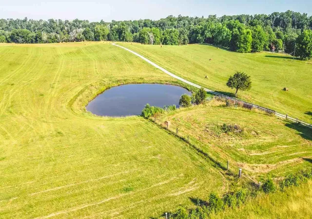 Photo 1 of Sale Pending at 3100 Tanyard Branch Rd, Lancaster, KY 40444 | MLS# 24015152 | Listing updated on 2026-05-18