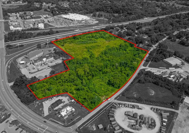 Photo 1 of Land for sale at 261 Paint Lick Rd, Berea, KY 40403 | MLS# 23013724 | Listing updated on 2026-01-27