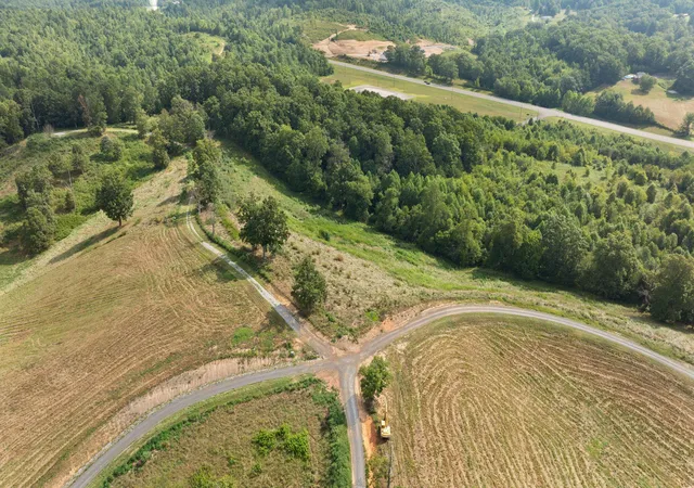 Photo 3 of House for sale at Tract 4 Turkey Landing Rd, London, KY 40741 | MLS# 23012044 | Listing updated on 2025-09-12