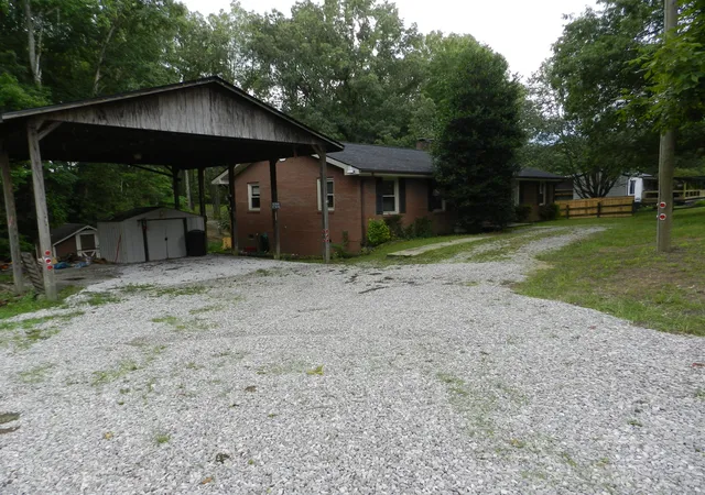 Photo 3 of Single family home for sale at 288 Foley Rd, Corbin, KY 40701 | MLS# 25014464 | Listing updated on 2025-11-25