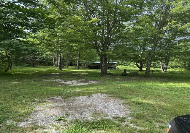 Photo 3 of Land for sale at 0 Poplar Holw Rd, London, KY 40744 | MLS# 25014151 | Listing updated on 2025-10-07