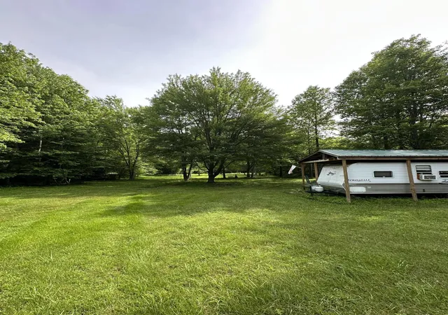 Photo 4 of House for sale at 0 Poplar Holw Rd, London, KY 40744 | MLS# 25014151 | Listing updated on 2025-10-07