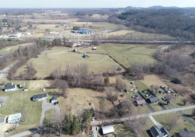 Photo 4 of Land for sale at 9999 Bowman Rd, London, KY 40741 | MLS# 25004002 | Listing updated on 2026-03-07