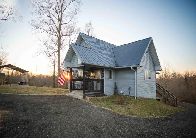 Photo 3 of Single family home for sale at 3128 Highway 3277, Nancy, KY 42544 | MLS# 25004043 | Listing updated on 2025-09-12