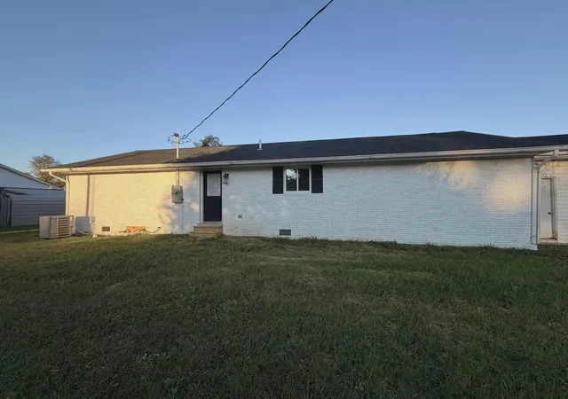 Photo 4 of Single family home for sale at 60 Meadowlark Cir, Corbin, KY 40701 | MLS# 25014680 | Listing updated on 2025-12-08
