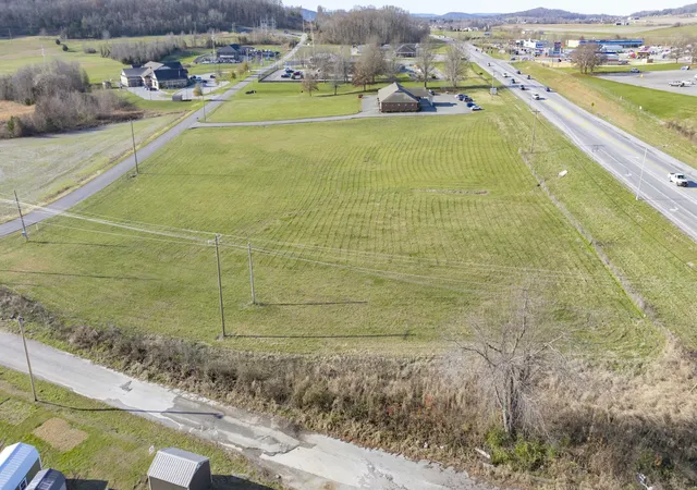 Photo 2 of Land for sale at 004 Rolling Hills Blvd, Monticello, KY 42633 | MLS# 25000466 | Listing updated on 2025-12-30