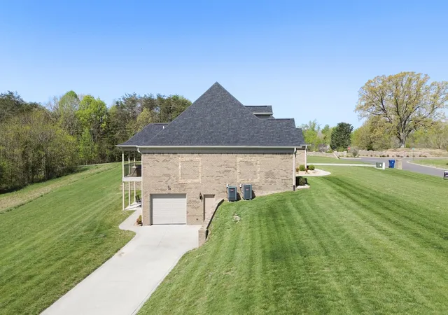 3rd image of 24 Shimmering Moon Dr, Somerset, KY 42503 | MLS# 24003021