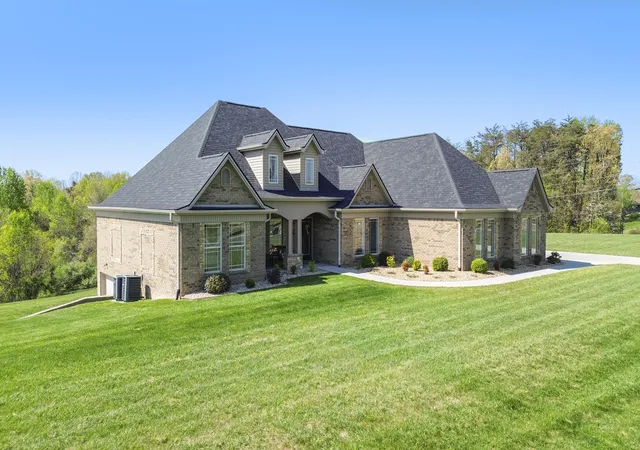 4th image of 24 Shimmering Moon Dr, Somerset, KY 42503 | MLS# 24003021