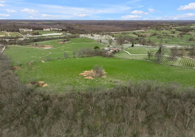 4th image of 7100 Old Danville Rd, Nicholasville, KY 40356 | MLS# 25005670