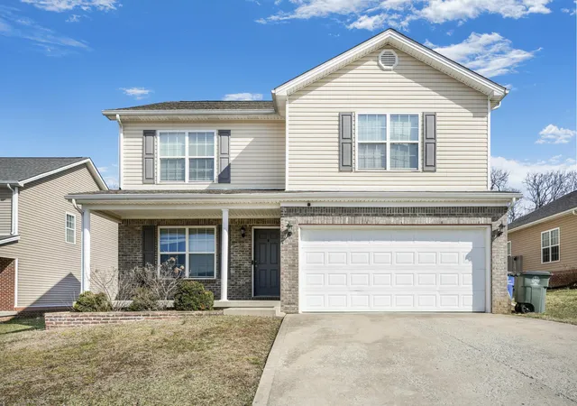 Photo 2 of Single family home for sale at 917 Dawson Creek Way, Lexington, KY 40511 | MLS# 25004604 | Listing updated on 2025-09-12