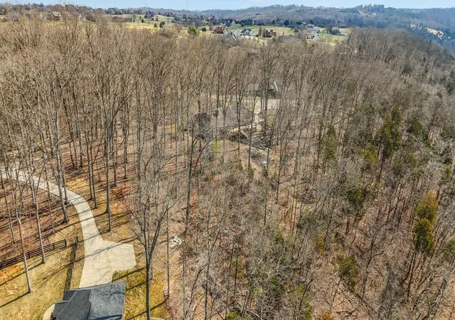 15th image of 116 Deer Ln, Richmond, KY 40475 | MLS# 25004660